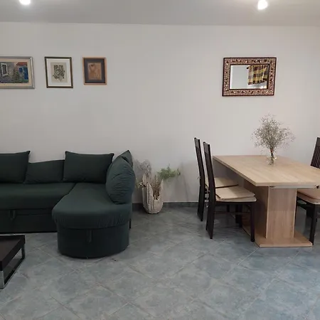 Apartment Tina